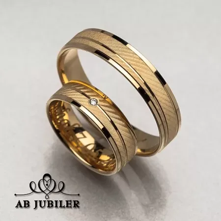 ZŁOTE 14K ŚLUBNE OBRĄCZKI 5,5mm DIAMENT O-131 ZŁOTE 14K ŚLUBNE OBRĄCZKI 5,5mm DIAMENT O-131