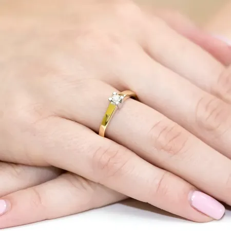 Złoty Zaręczynowy 585 Pierścionek Brylant 0,12ct Złoty Zaręczynowy 585 Pierścionek Brylant 0,12ct