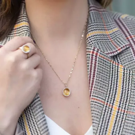 ZAWIESZKA ZŁOTA TOPAZ DIAMENTY PRÓBA 585 ZAWIESZKA ZŁOTA TOPAZ DIAMENTY PRÓBA 585
