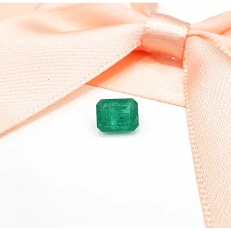 Szmaragd Naturalny 0,82 ct + Certyfikat