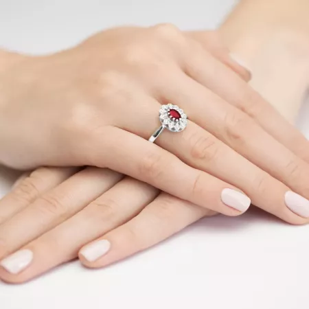 Pierścionek 14K Rubin Diamenty Białe Złoto Grawer Pierścionek 14K Rubin Diamenty Białe Złoto Grawer