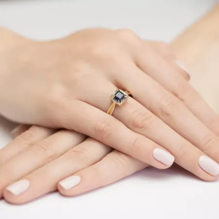 Złoty Elegancki Pierścionek 585 Szafir 0,70ct