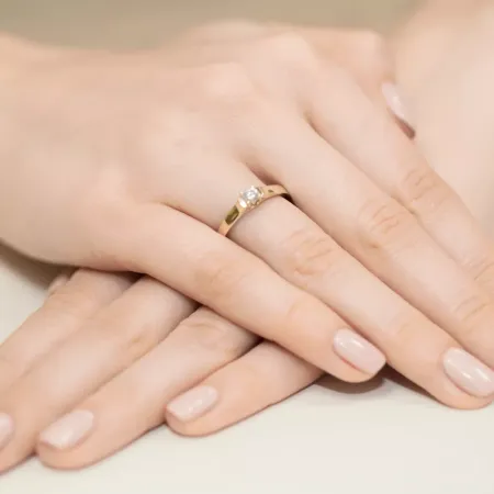 Pierścionek w Białym Złocie 585 Brylant 0,18ct Pierścionek w Białym Złocie 585 Brylant 0,18ct