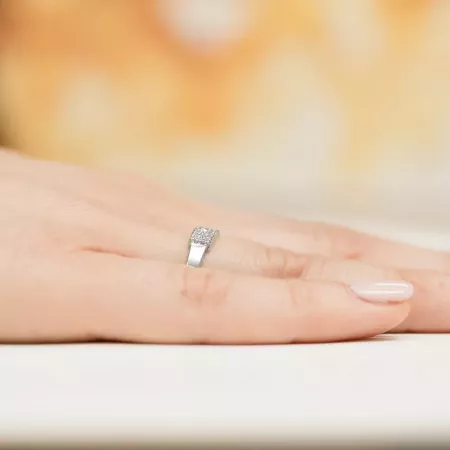 Pierścionek Białe Złoto 585 Brylanty 0,20ct Grawer Pierścionek Białe Złoto 585 Brylanty 0,20ct Grawer