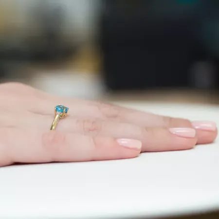 Złoty 585 Pierścionek Zaręczynowy Topaz Diamenty Złoty 585 Pierścionek Zaręczynowy Topaz Diamenty