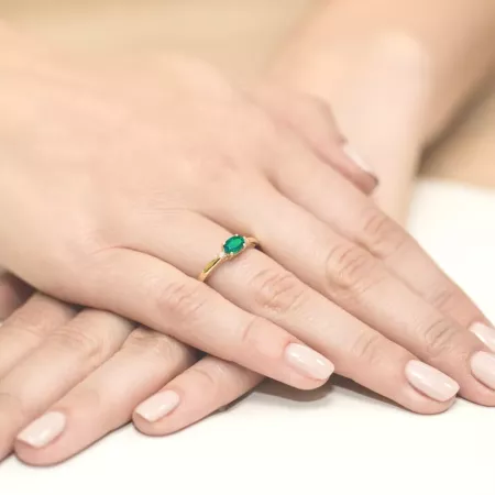 Pierścionek pr 585 Szmaragd Diamenty Białe Złoto Pierścionek pr 585 Szmaragd Diamenty Białe Złoto