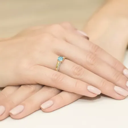 Pierścionek Zaręczynowy Topaz Diamenty 585 Grawer Pierścionek Zaręczynowy Topaz Diamenty 585 Grawer