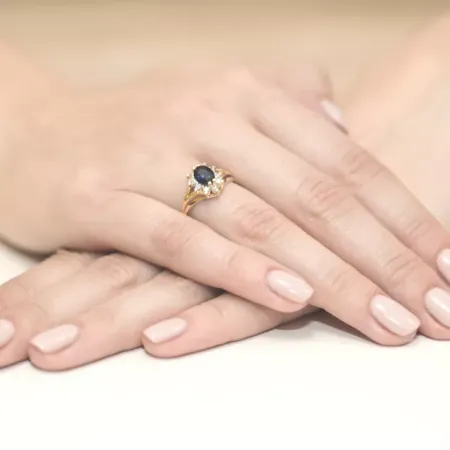 Pierścionek 14K Białe Złoto Szafir Diamenty Grawer Pierścionek 14K Białe Złoto Szafir Diamenty Grawer