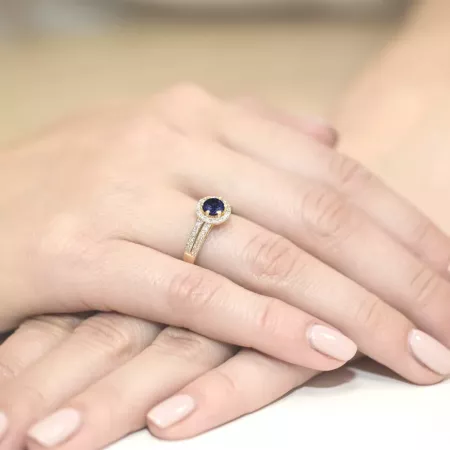 Pierścionek 14K Szafir i Diamenty Białe Złoto Pierścionek 14K Szafir i Diamenty Białe Złoto