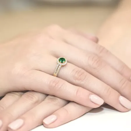 Pierścionek Szmaragd Diamenty Białe Złoto pr 585 Pierścionek Szmaragd Diamenty Białe Złoto pr 585