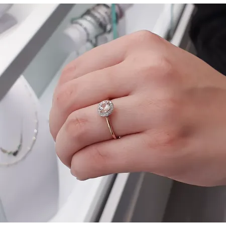PIERŚCIONEK MORGANIT DIAMENTY PRÓBA 585 PIERŚCIONEK MORGANIT DIAMENTY PRÓBA 585
