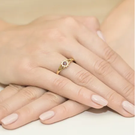 Pierścionek 585 Białe Złoto Rubin Diamenty Grawer