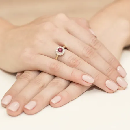 Pierścionek Białe Złoto Rubin Diamenty Próba 585