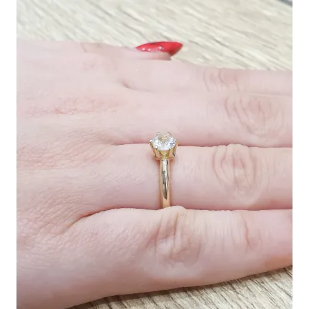 Zaręczynowy Pierścionek 585 Biały Szafir Brylanty