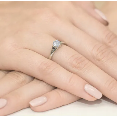 Pierścionek 14K Biały Szafir Czarne Brylanty