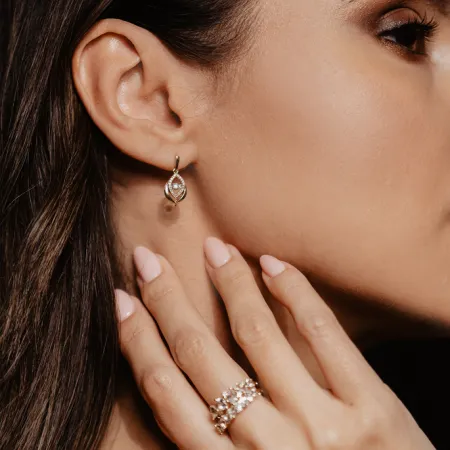 Złote 14K Modne Kolczyki Diamenty Zapięcie Sztyft