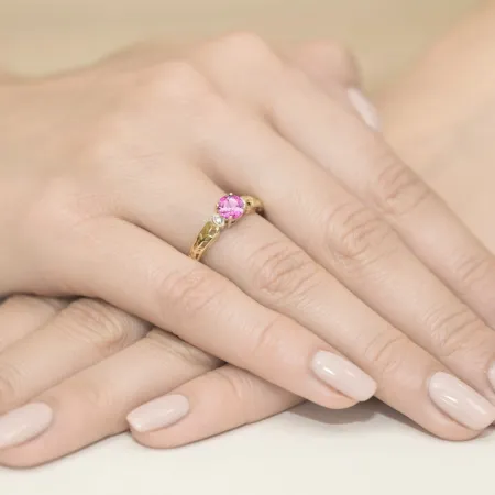 Złoty Pierścionek 585 Różowy Topaz i Brylanty 