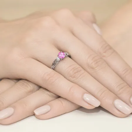 Złoty Pierścionek 585 Różowy Topaz i Brylanty 