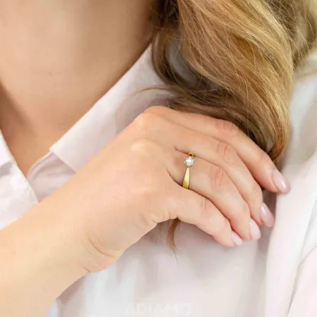 ZŁOTY 585 PIERŚCIONEK ZARĘCZYNOWY BRYLANT 0.14ct