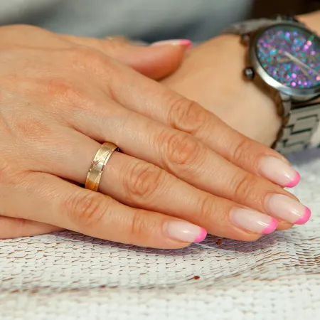 OBRĄCZKI ZŁOTE 8K 4 mm id A-227