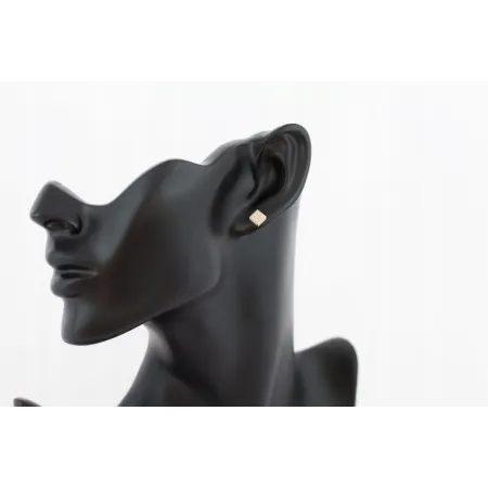 ELEGANCKIE ZŁOTE KOLCZYKI NA SZTYFT