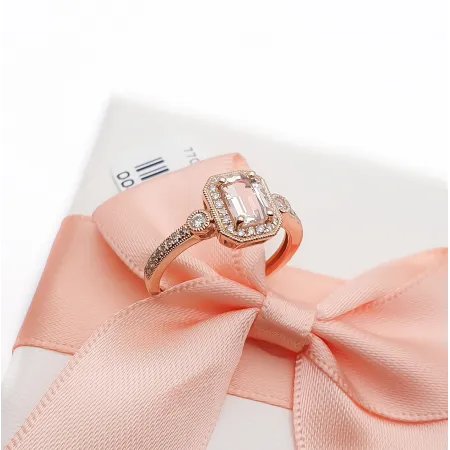 PIERŚCIONEK MORGANIT BRYLANTY GRAWER PRÓBA 585