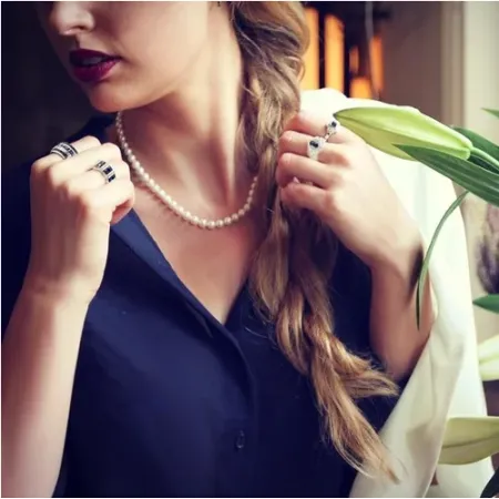 PIERŚCIONEK 585 SZAFIR DIAMENTY BIAŁE ZŁOTO GRAWER