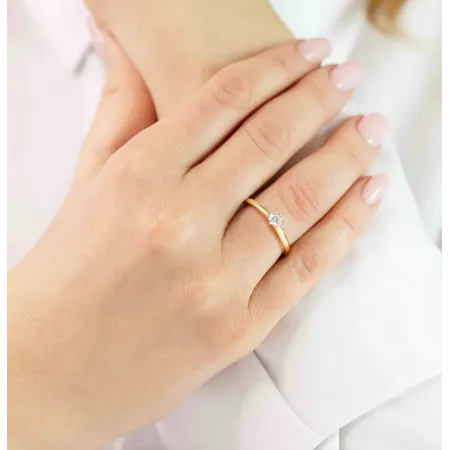 ZARĘCZYNOWY ZŁOTY 585 PIERŚCIONEK DIAMENT 0,25ct