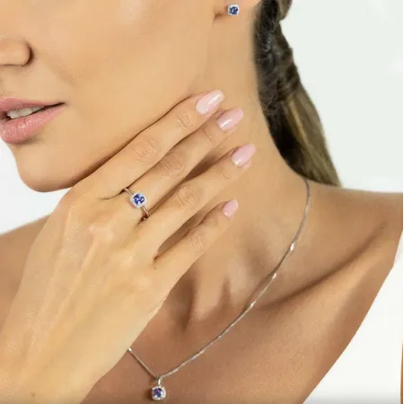 ZAWIESZKA TANZANIT I DIAMENTY BIAŁE ZŁOTO