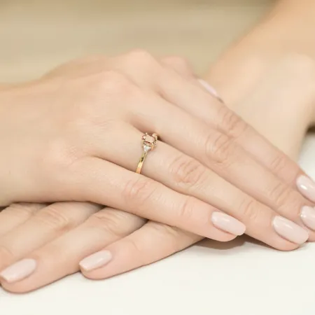 Złoty Pierścionek 585 Morganit 0,40ct i Brylanty 