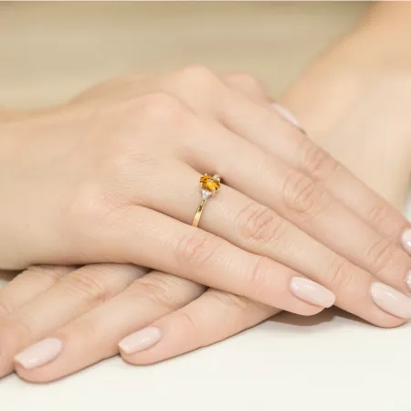 Złoty Pierścionek 585 Cytryn i Brylanty