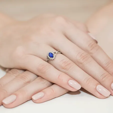 Złoty 585 Pierścionek Szafir 0,90ct Diament Grawer